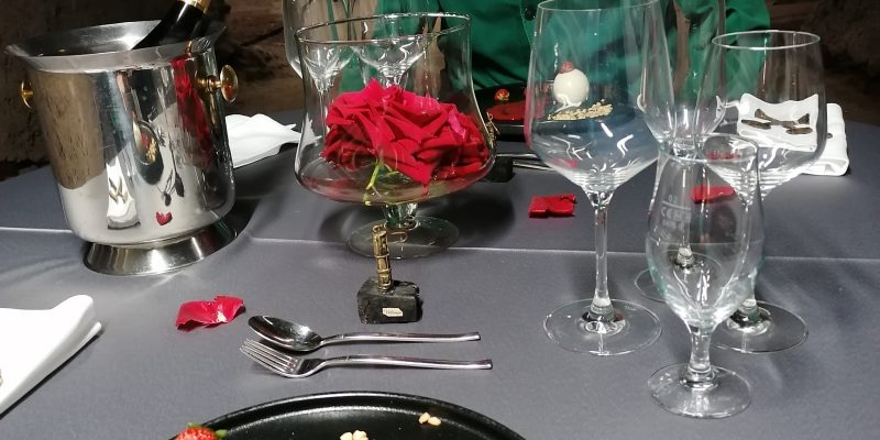 Na romantično večerjo v najglobljo jedilnico na svetu v Muzeju premogovništva Slovenije