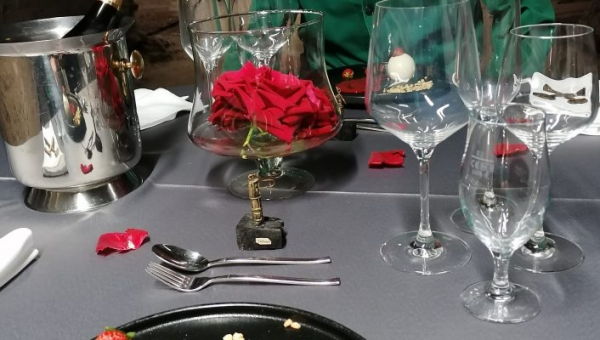 Na romantično večerjo v najglobljo jedilnico na svetu v Muzeju premogovništva Slovenije