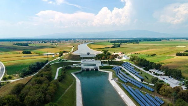 Energija vode ter odgovoren odnos do nje imata v skupini HSE posebno mesto